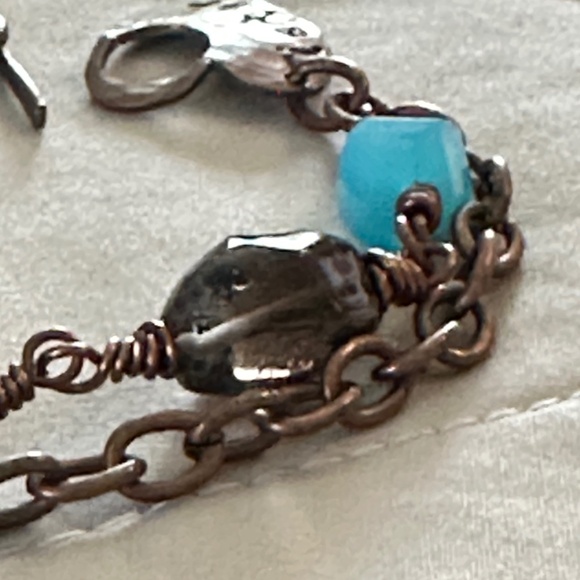 2/$15 Copper Blue & Brown stone/beaded “Sister” bracelet. Heart toggle clasp. - Picture 11 of 16